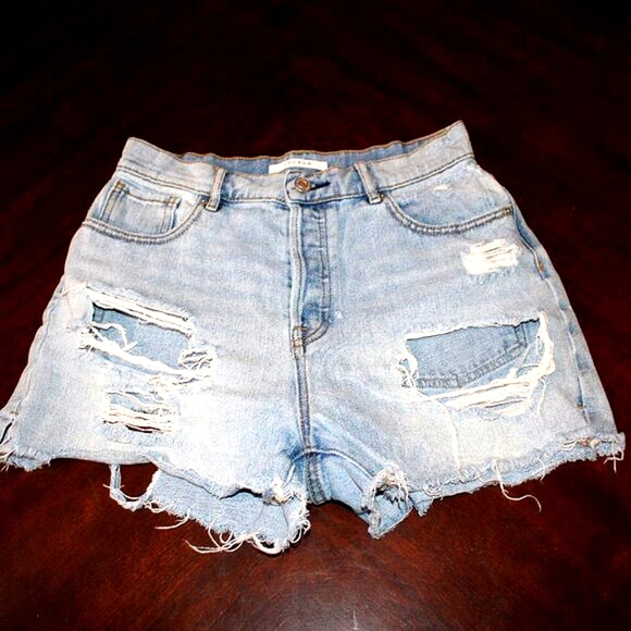 PacSun Pants - PacSun Thrashed High Rise Denim Shorts – Raw Hem – Approx Juniors Size 5/6
